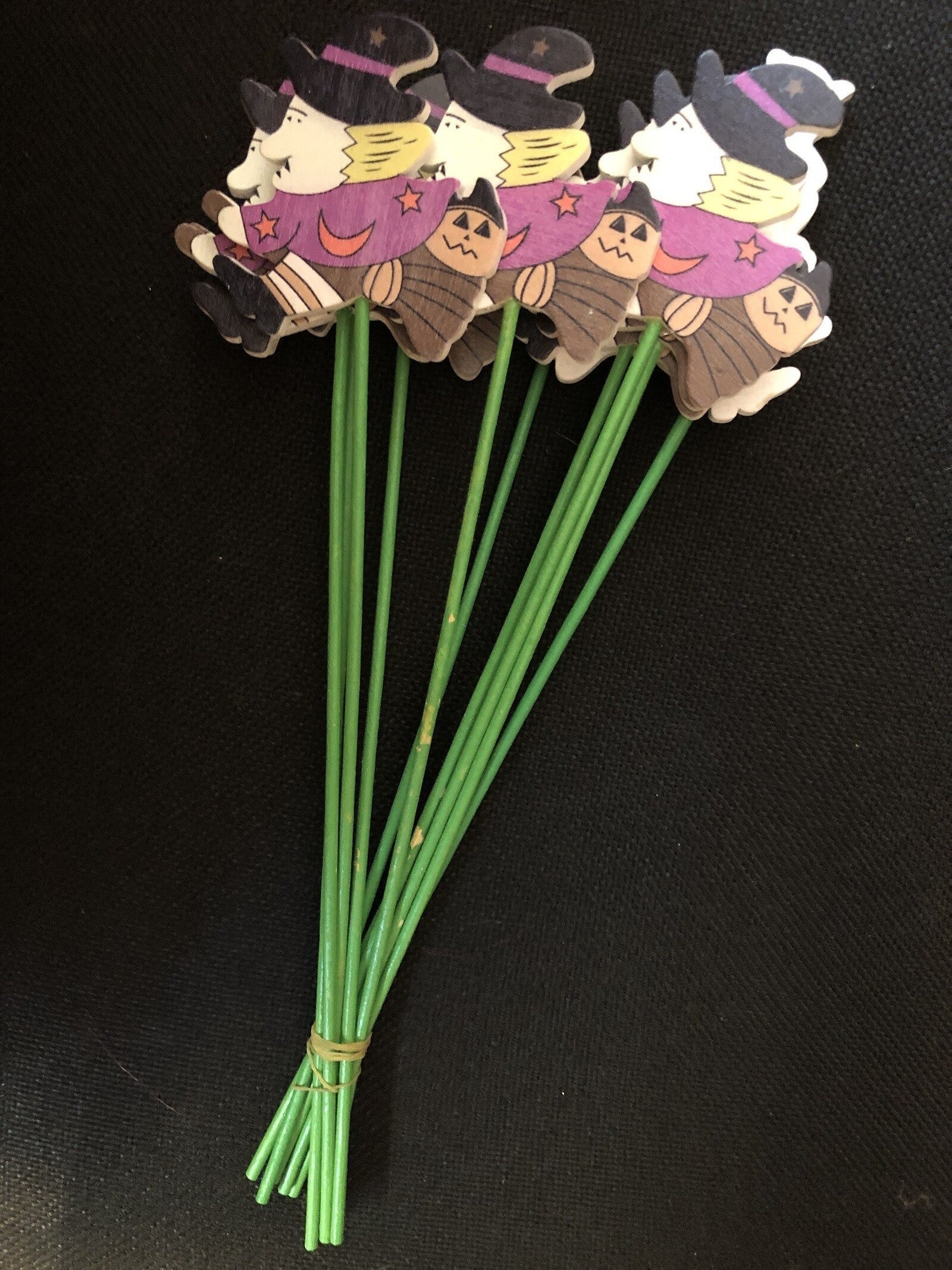 dovleac-cu-vrajitoare-tija-lemn-65cm65cm-12set