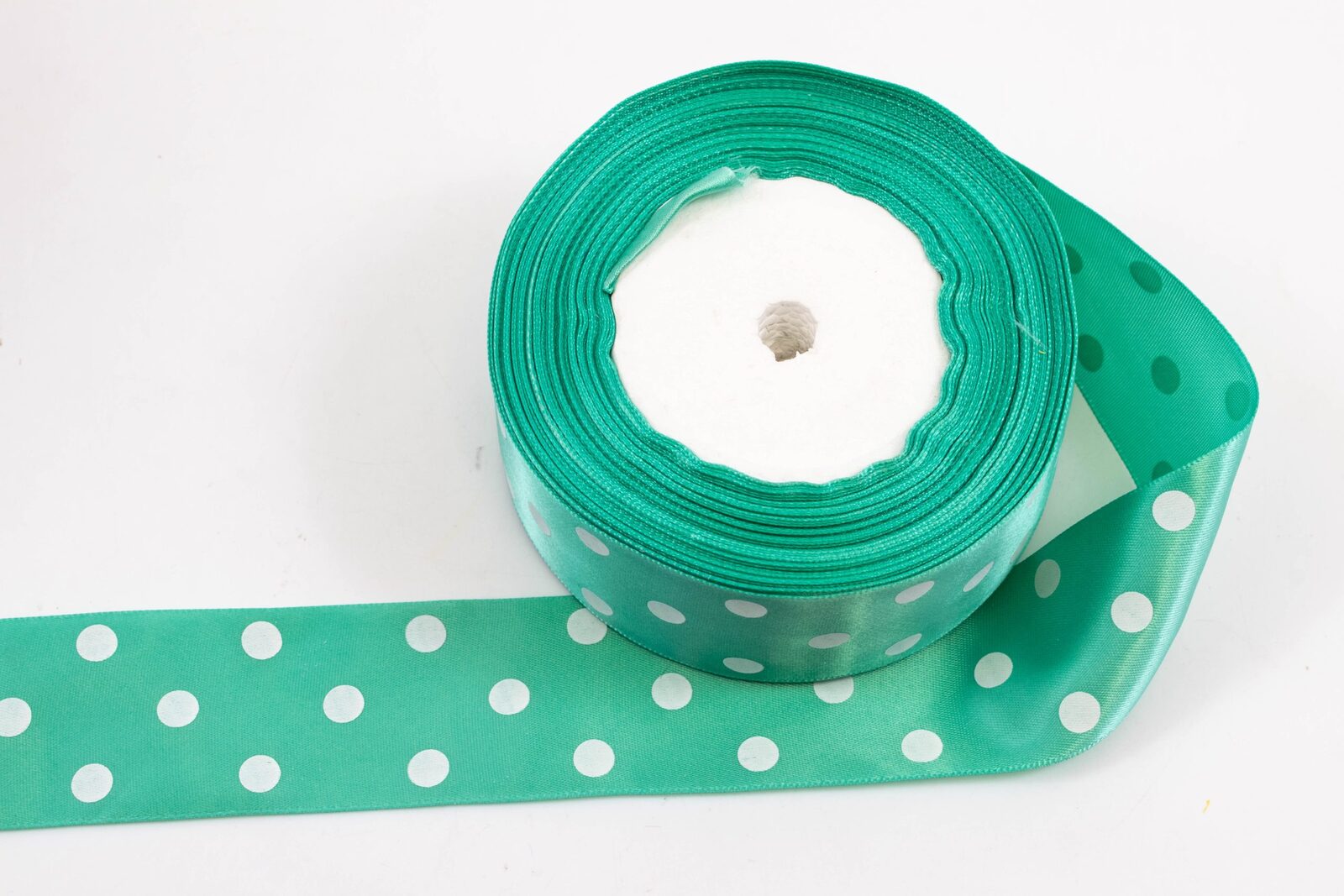 panglica-satin-cu-3-buline-4-cm22m-vernil