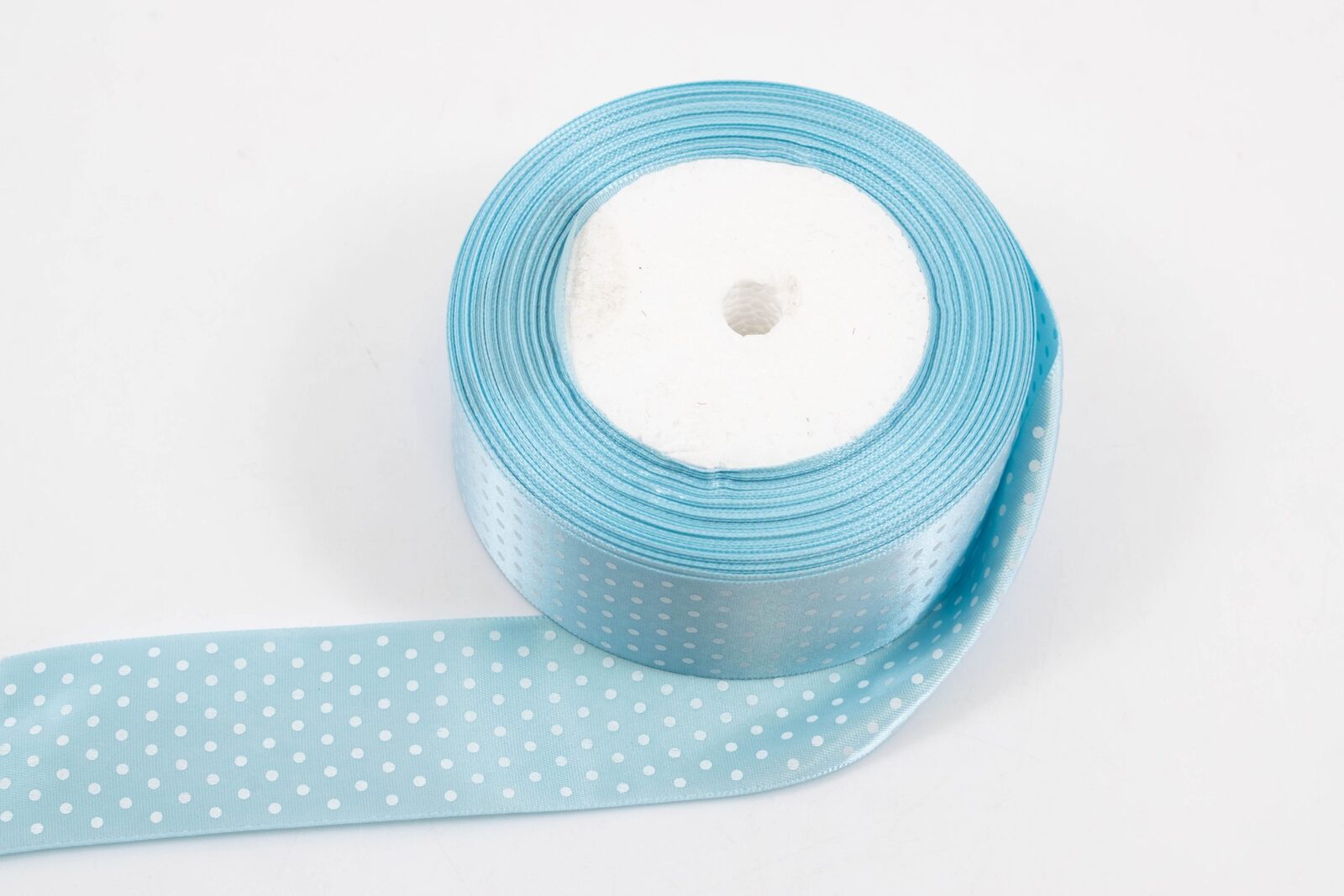 panglica-satin-cu-10-buline-4-cm22m-bleo