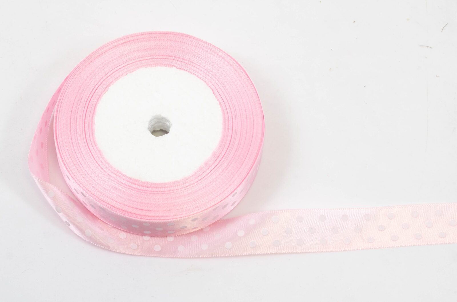 panglica-satin-cu-3-buline-2cm22m-roz