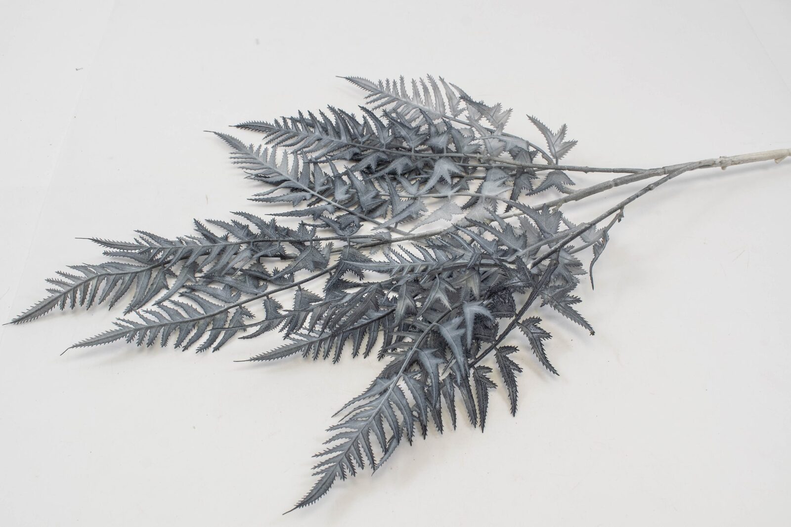 flori-artificiale-creanga-feriga-gri-bleo