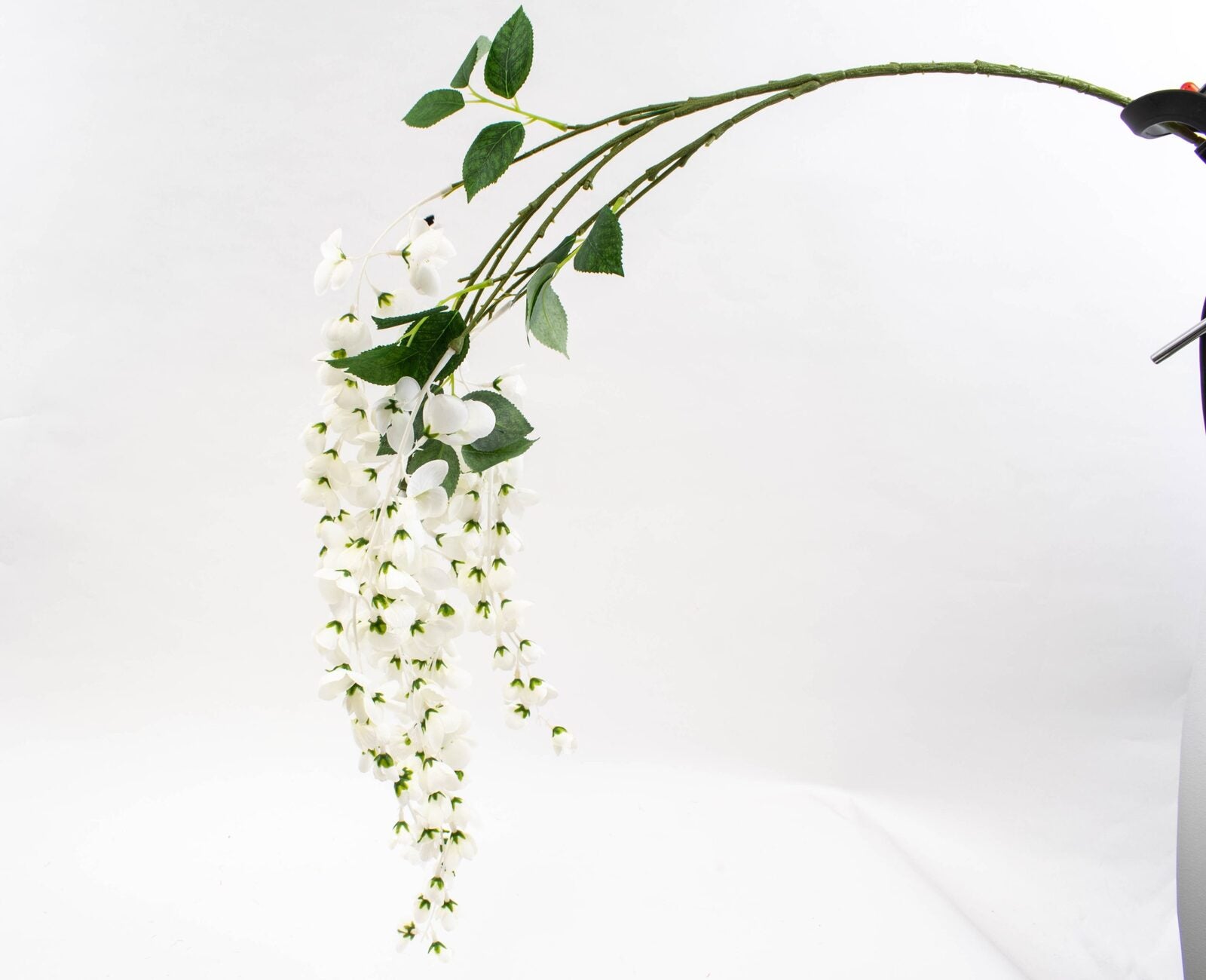 flori-artificiale-creanga-floricele-alb