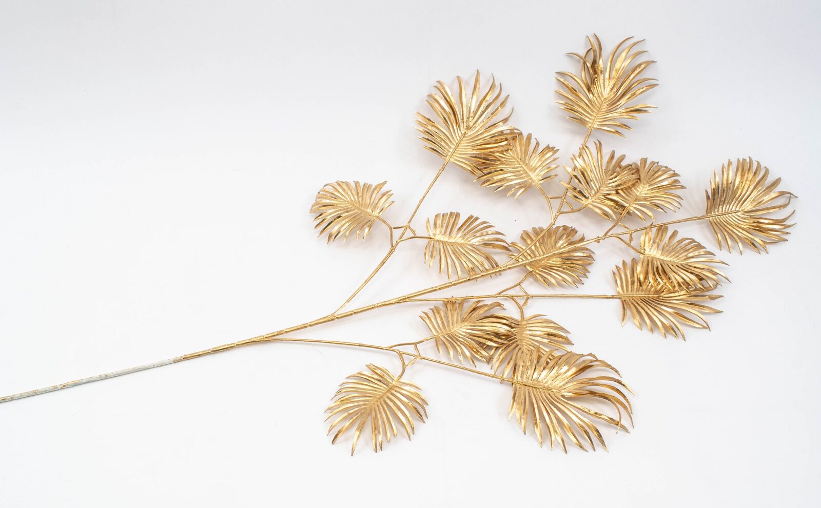creanga-frunze-rotunde-palmier-auriu
