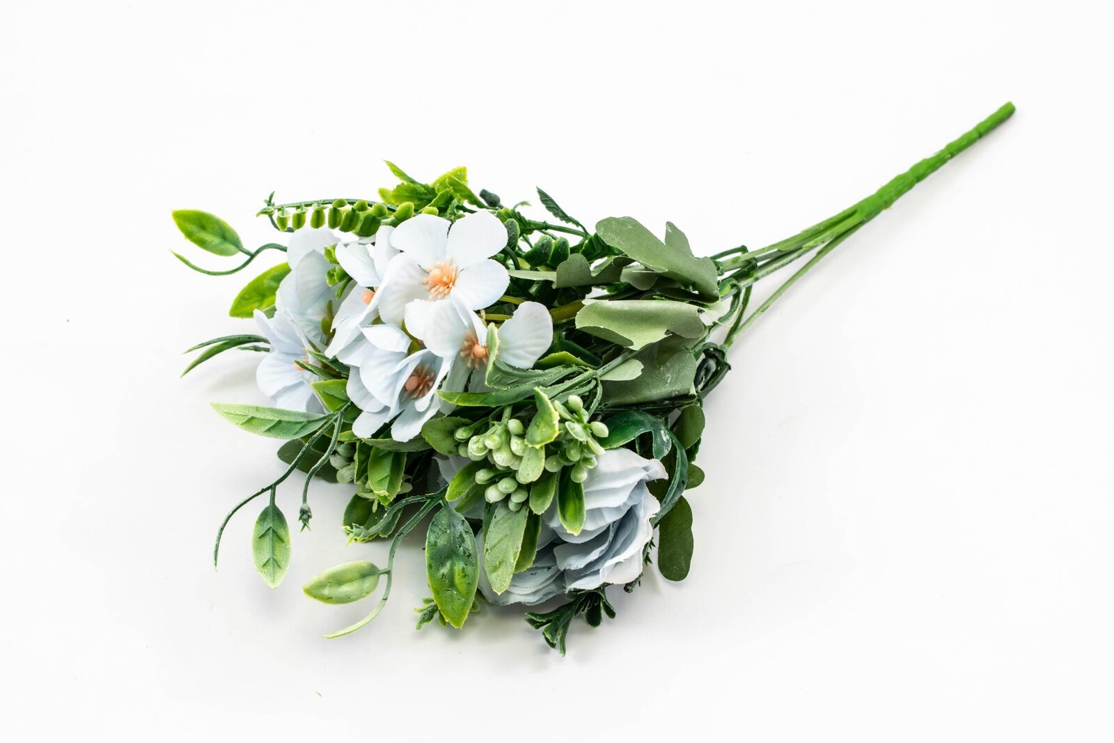 flori-artificiale-bujor-cu-feriga-bleo