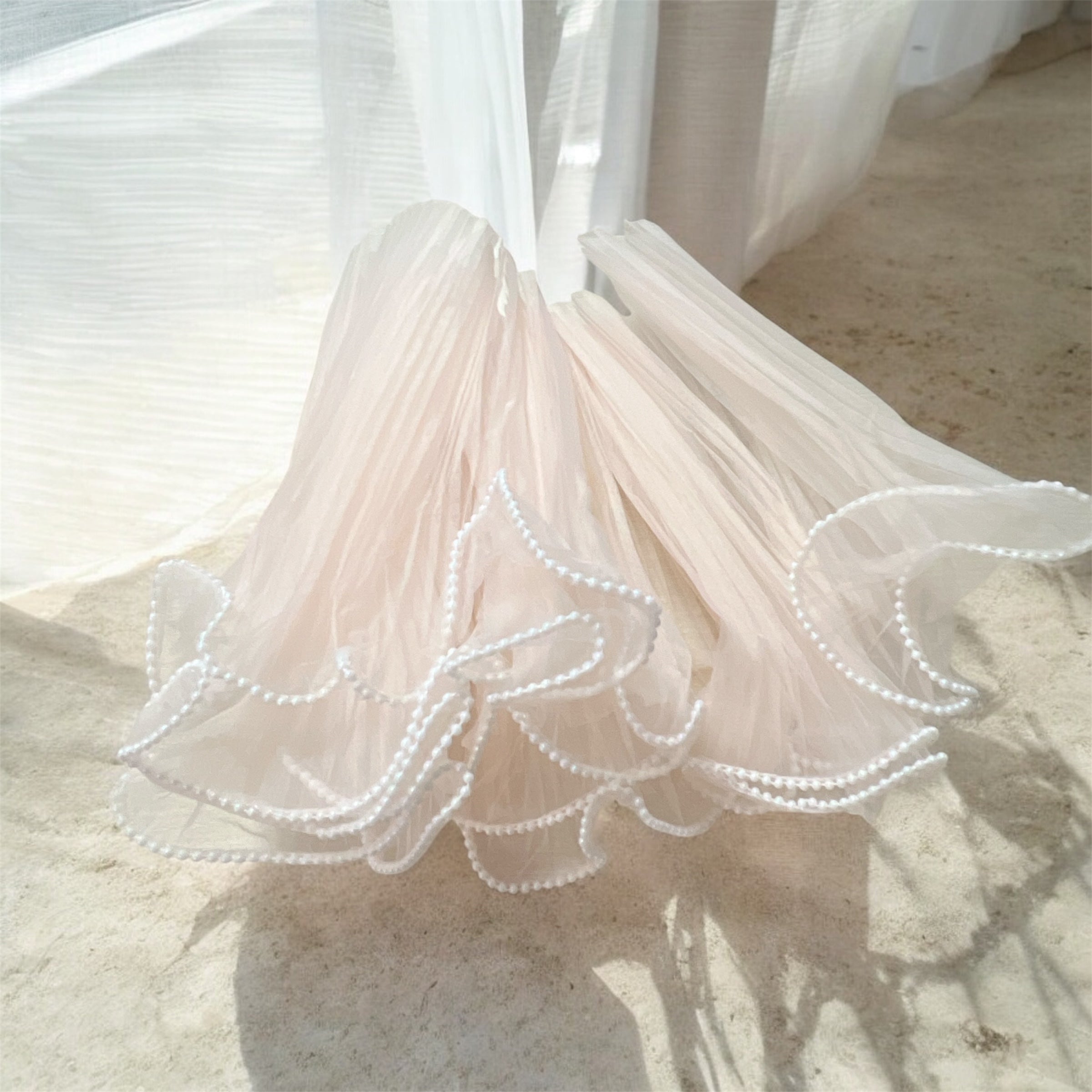 Ambalaj Flori Organza Incretita Cu Perle 28 cm- 4,5 yarzi