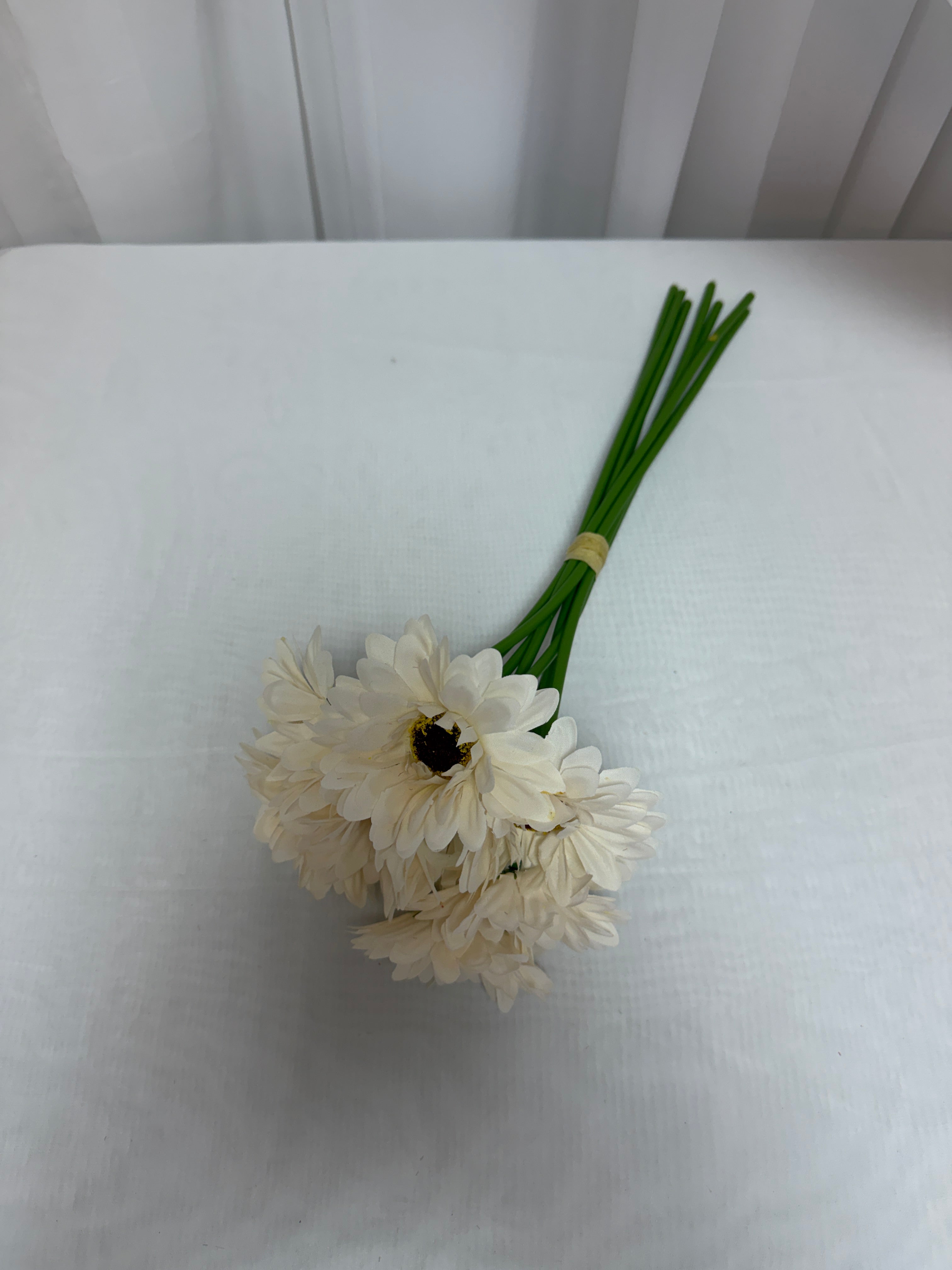 Gerbera Textil Buchet Legat 8 Fire