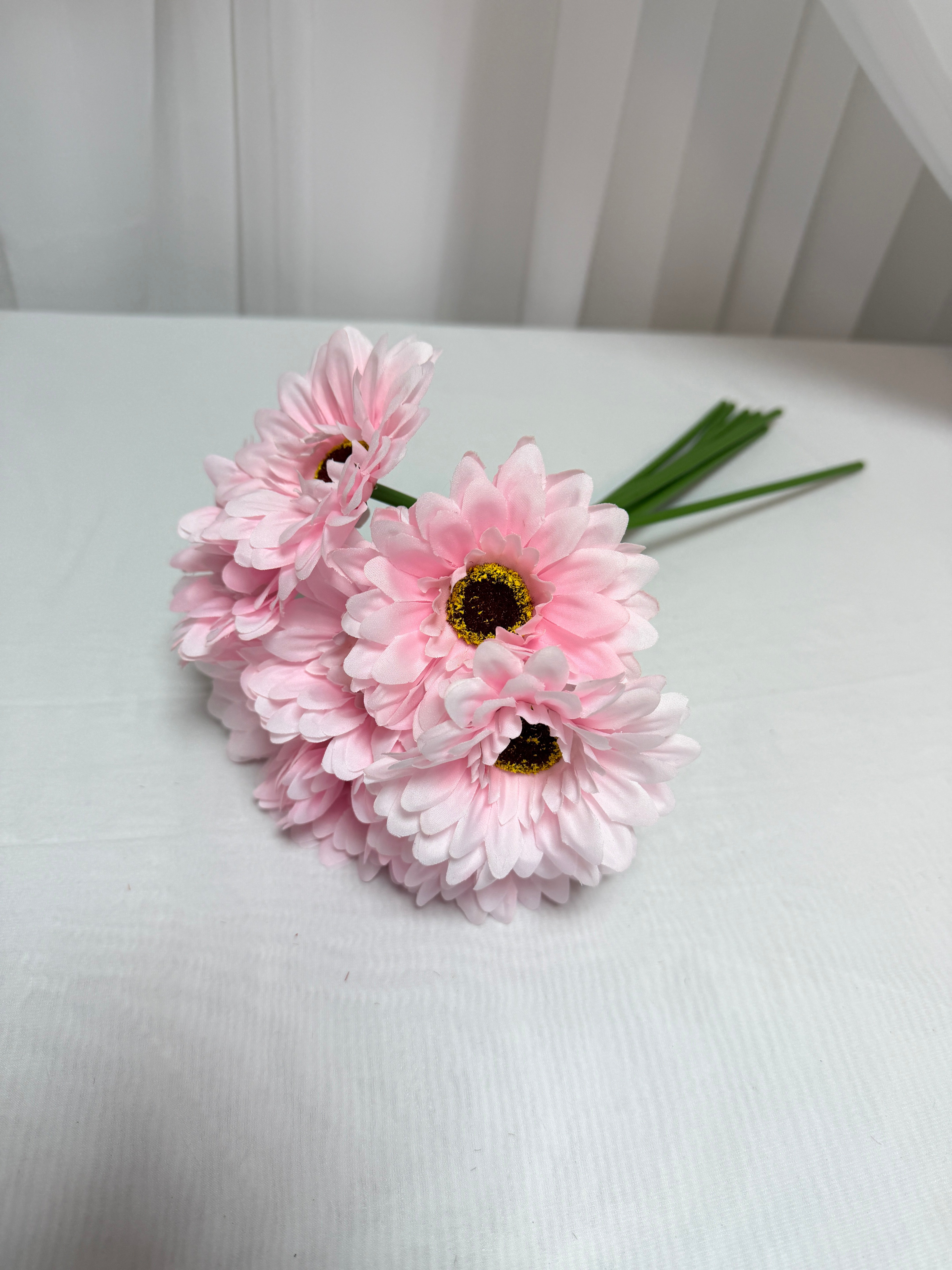 Gerbera Textil Buchet Legat 8 Fire