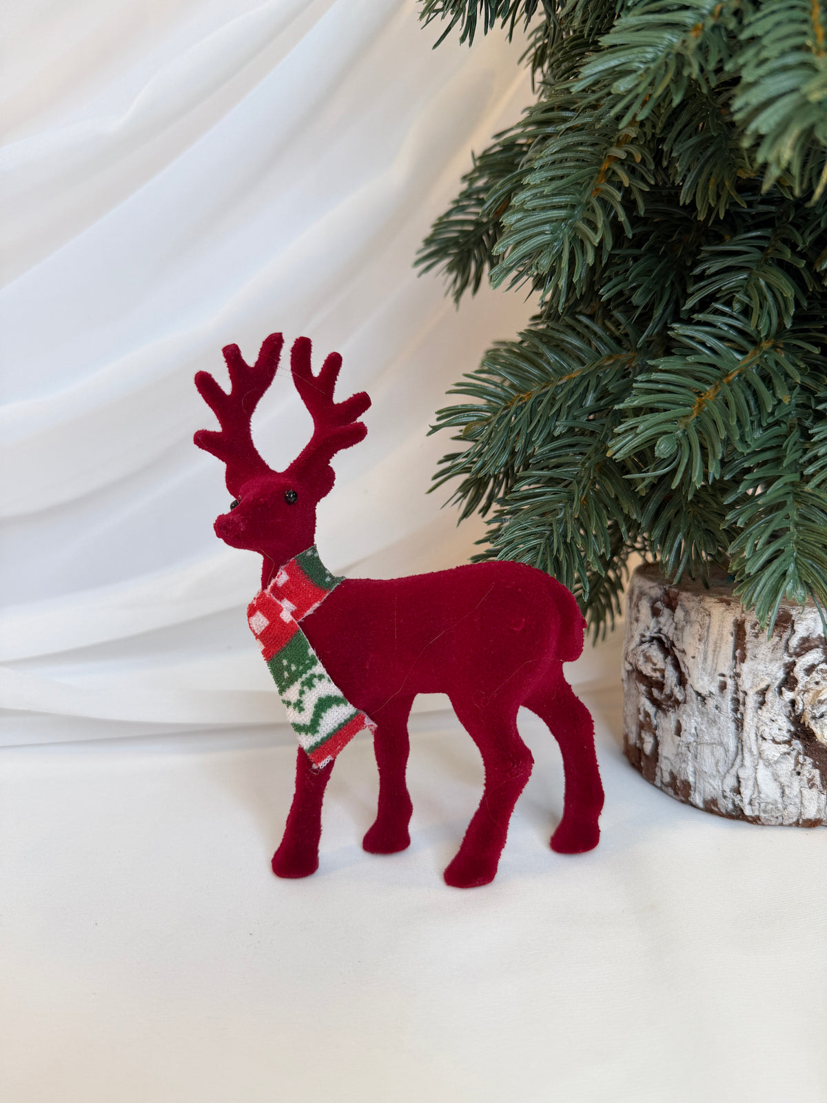 Decoratiune Craciun Ren In Picioare Cu Catifea Grena 15cm 021