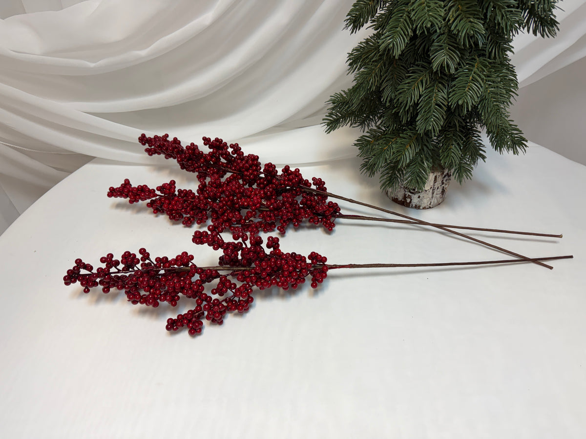 Creangă Decorativă cu Scorușe Mici Roșii, 66 cm – Decorațiuni Crăciun