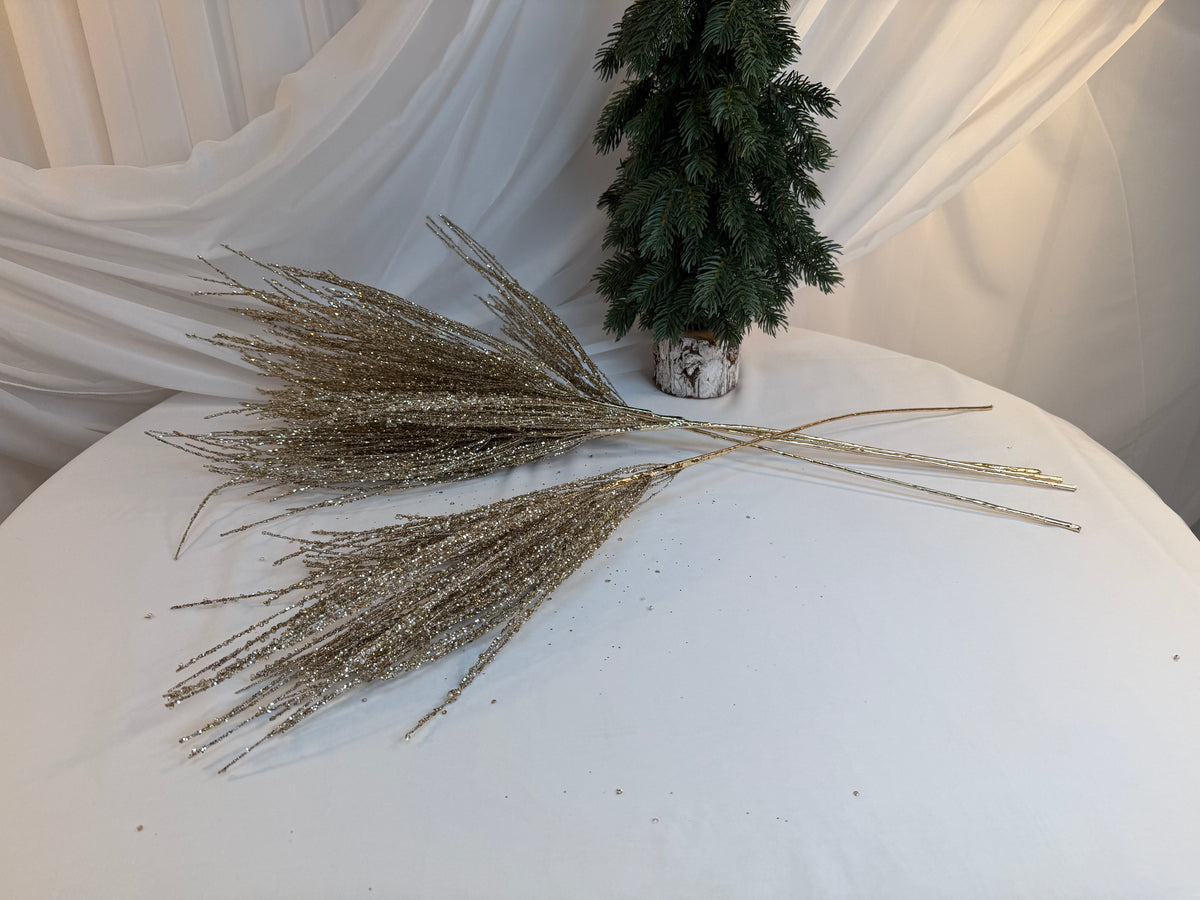 Creangă Decorativă „Măturică” cu Paiete Si Sclipici Auriu și Perluțe Albe, 83 cm 0427-2