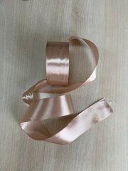 Panglica Satin 4cm/22m Nud inchis 060