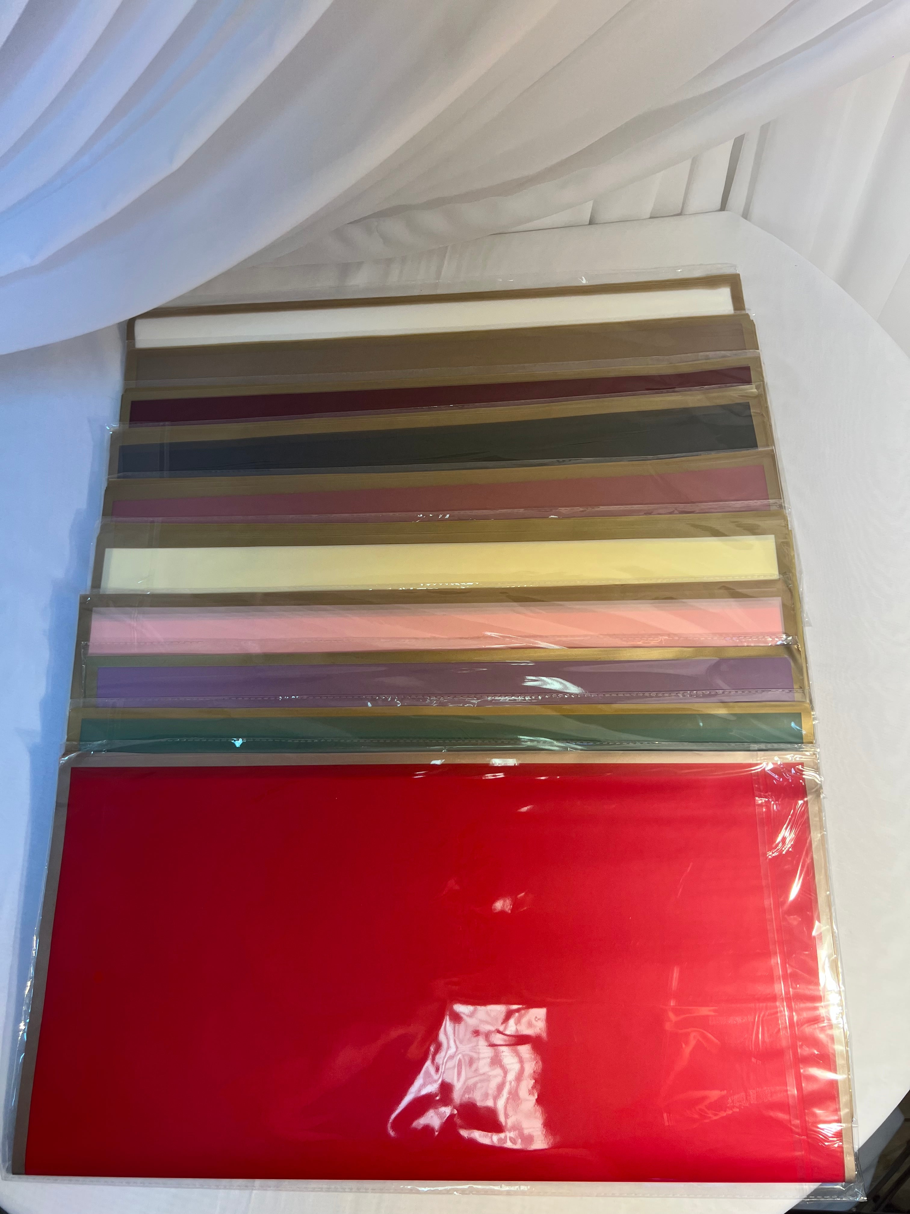 Ambalaj Flori Plastic 20/set Uni Cu Margini Aurii