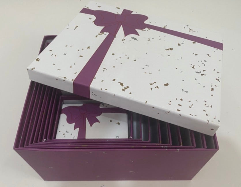 Cutie Carton 10/set cu Capac Alb si Funda Imprimata Mov