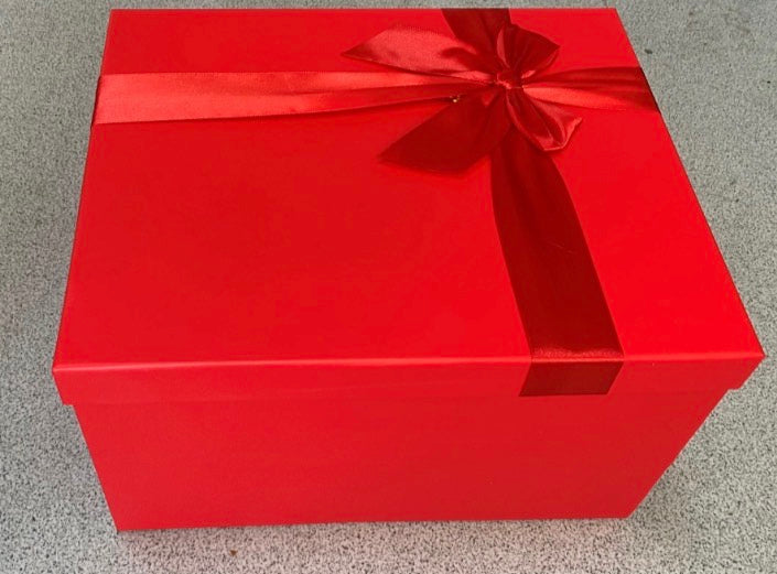 Cutie Carton 10/set Uni cu Funda Satin Rosu