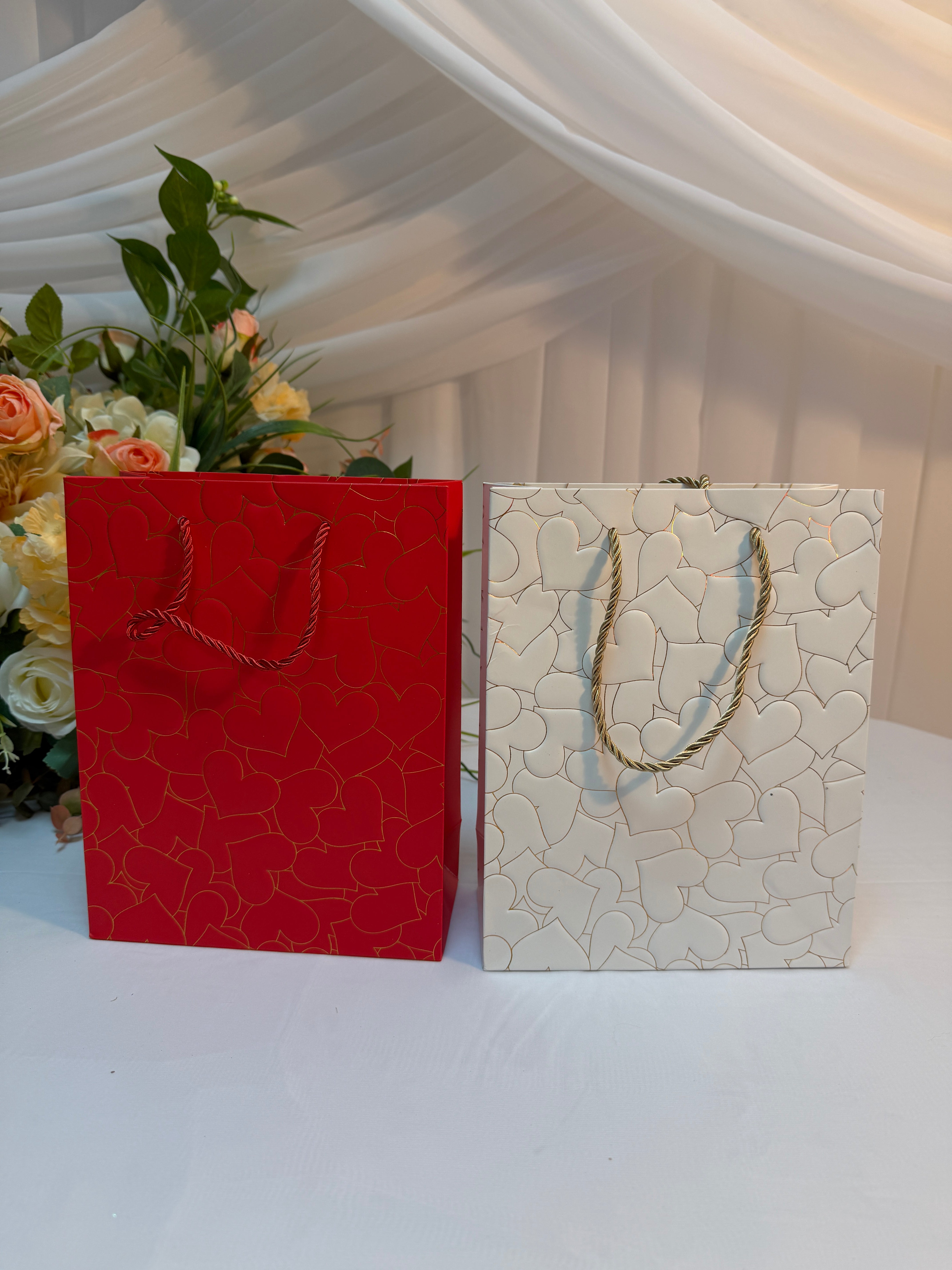 Pungi Cadou imprimeu cu inimi 12/set