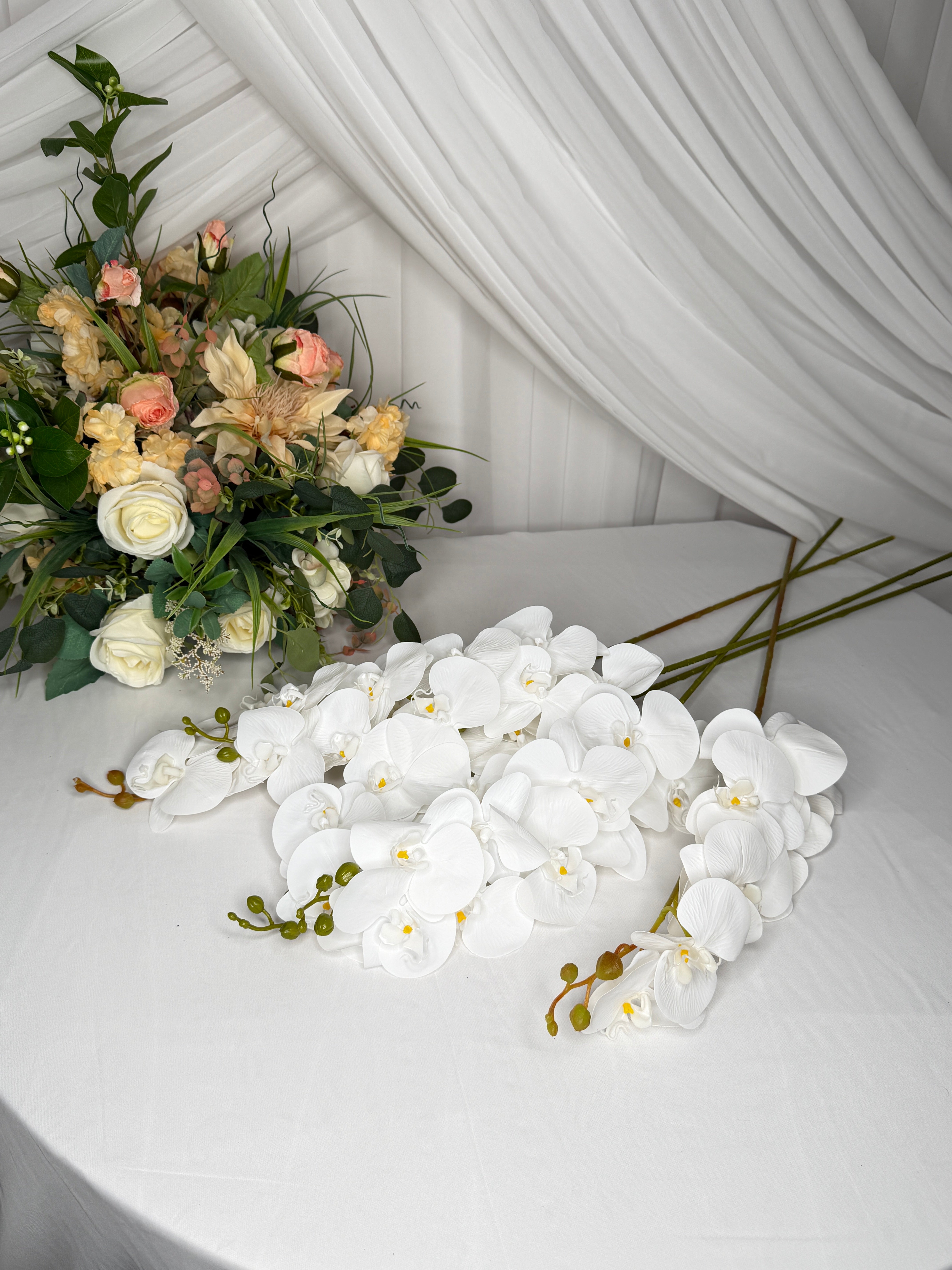 Orhidee artificiala 9 flori 53 Alb