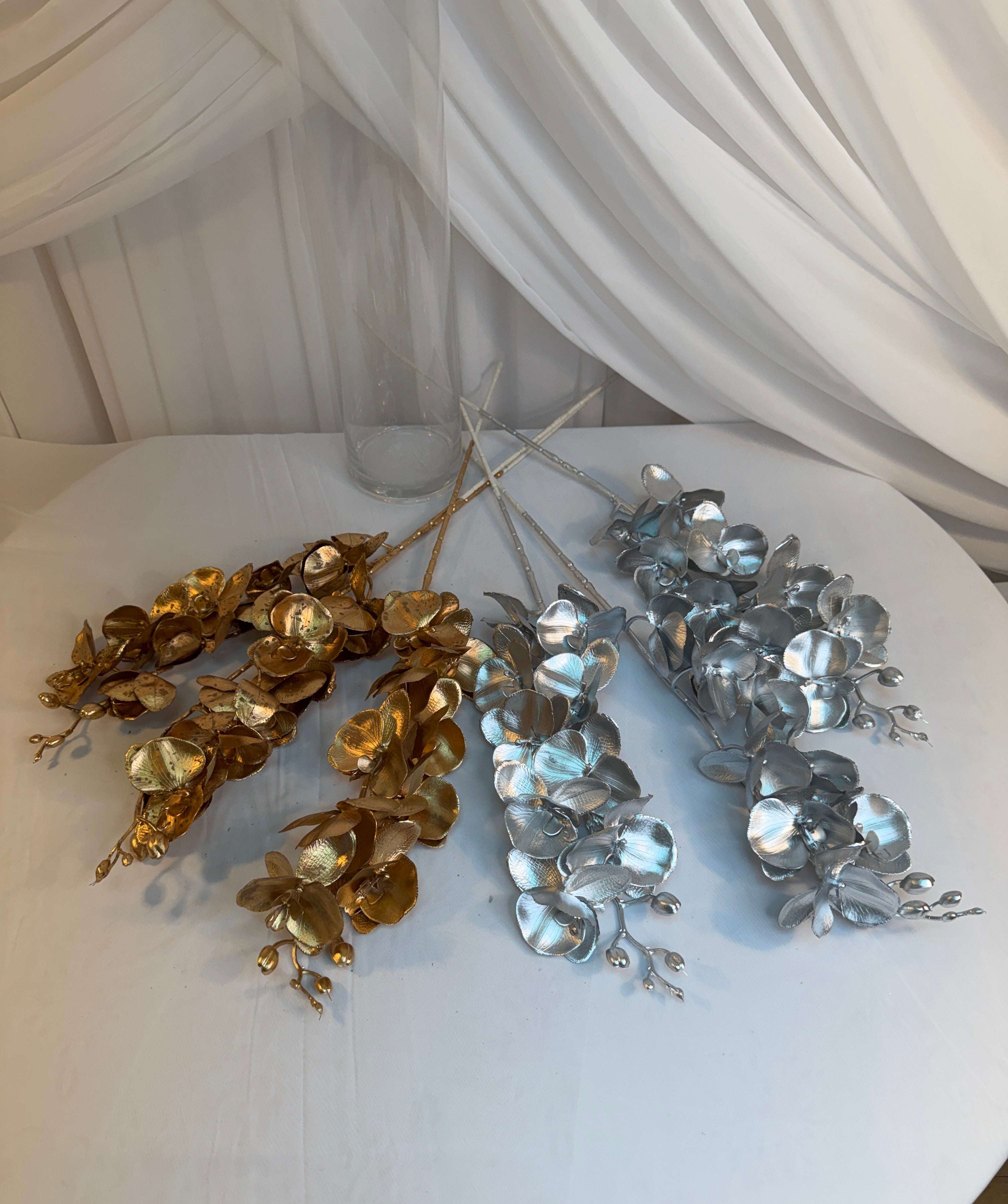 Orhidee 9 Flori Plastic Auriu si Argintiu