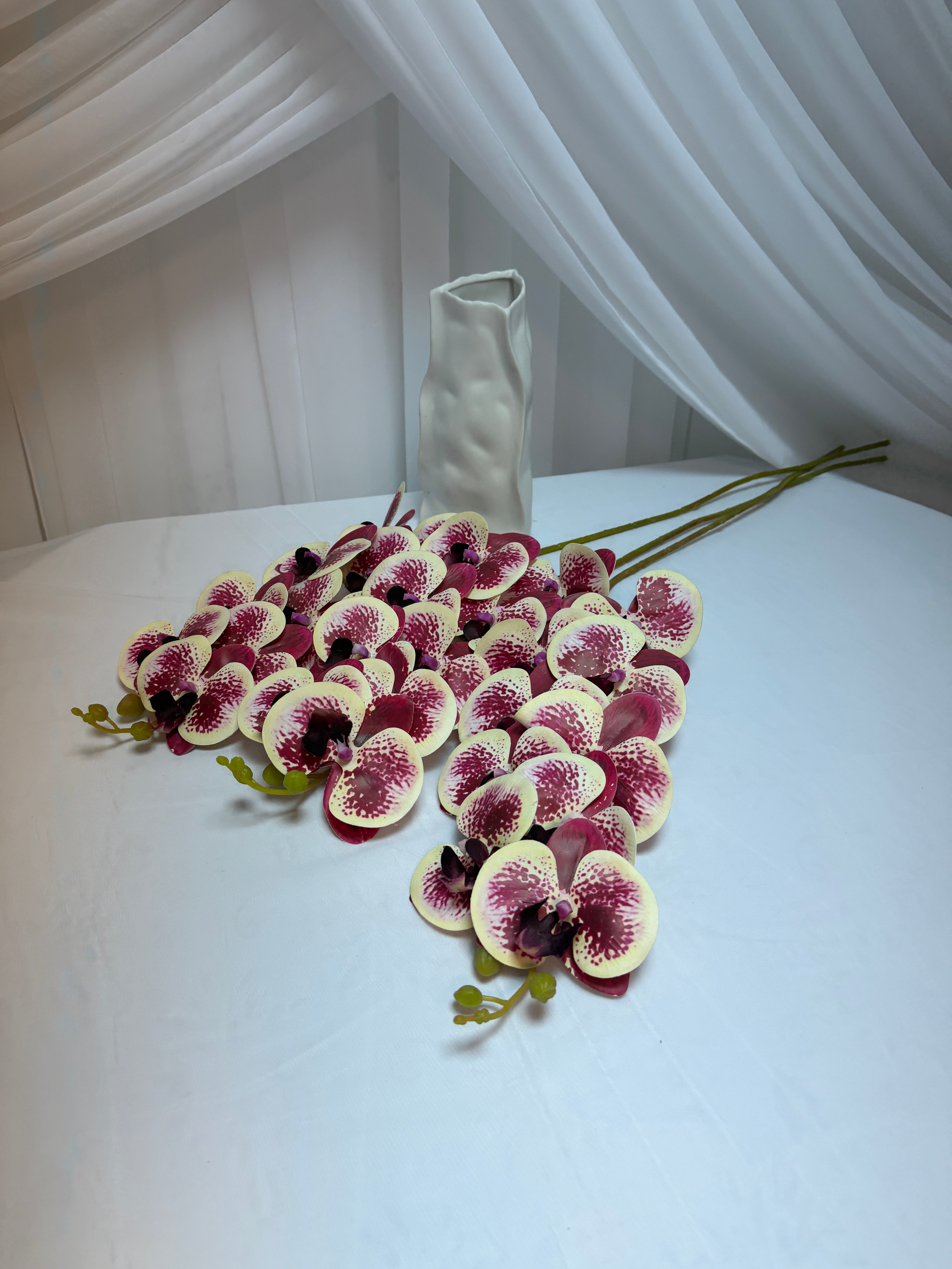 Orhidee artificiala 9 flori 36 Crem-Grena