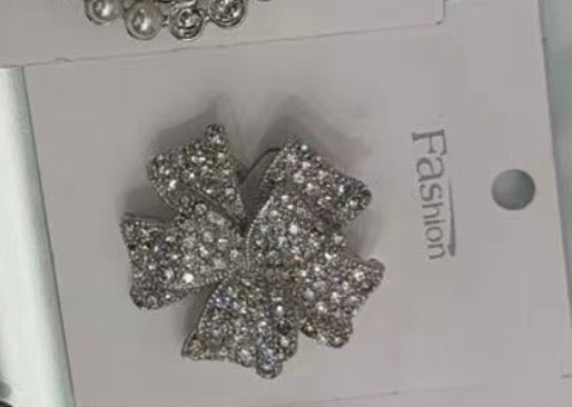 Brosa Funda Strasuri 6/set