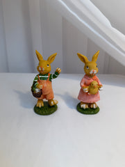 Decoratiune Paste Iepuri Cu Cos si Pui Rasina 2/set