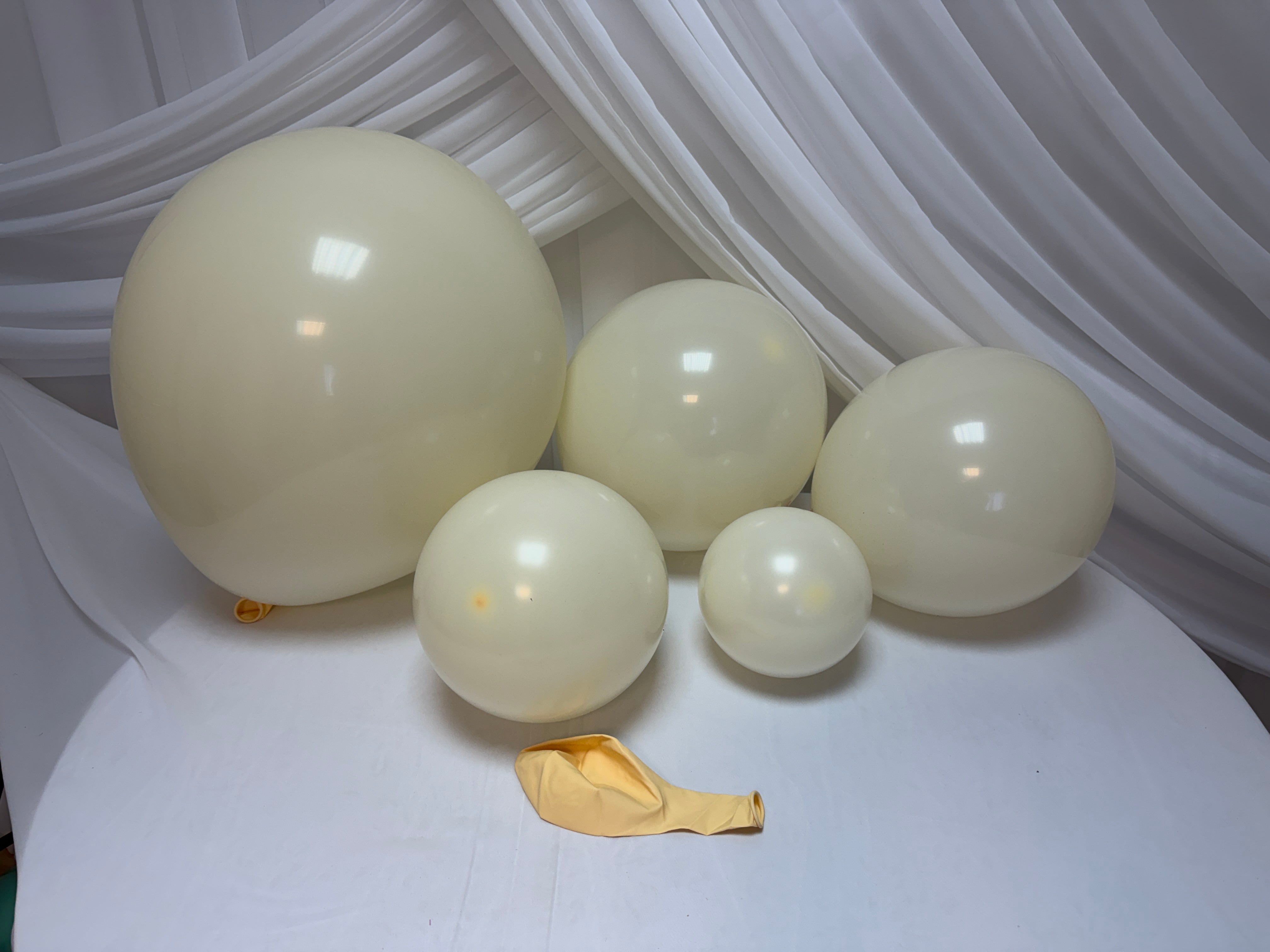 Baloane Mat TX 23 Crem Deschis