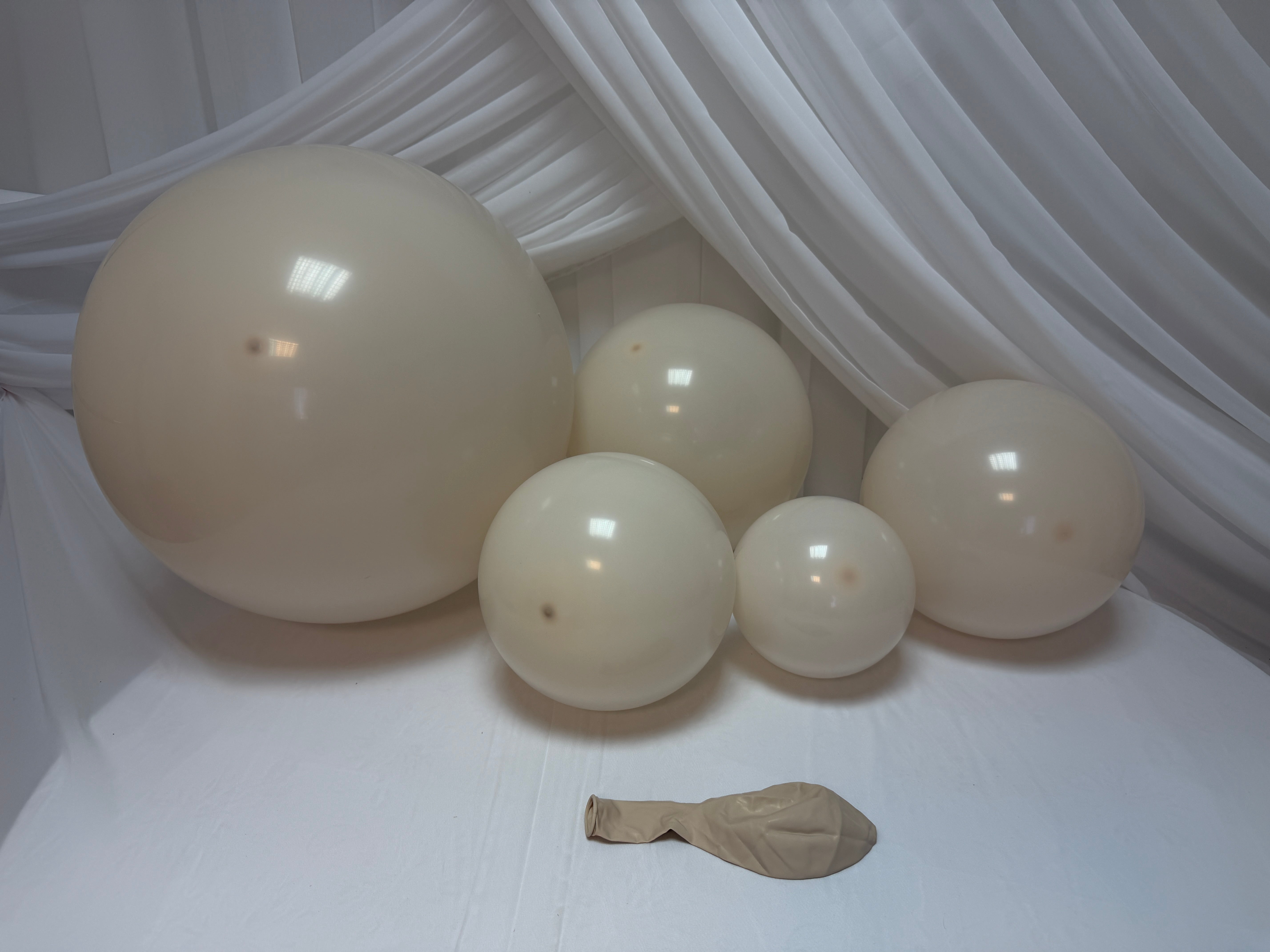 Baloane Mat TX 64 Alb Roze