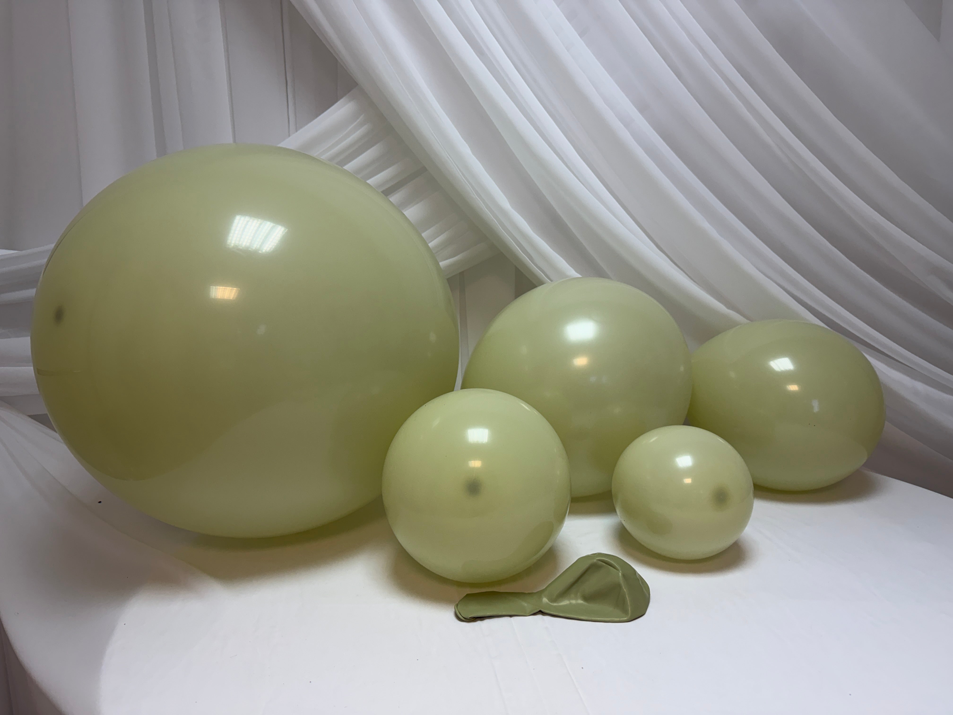 Baloane Mat TX 73 Olive Deschis