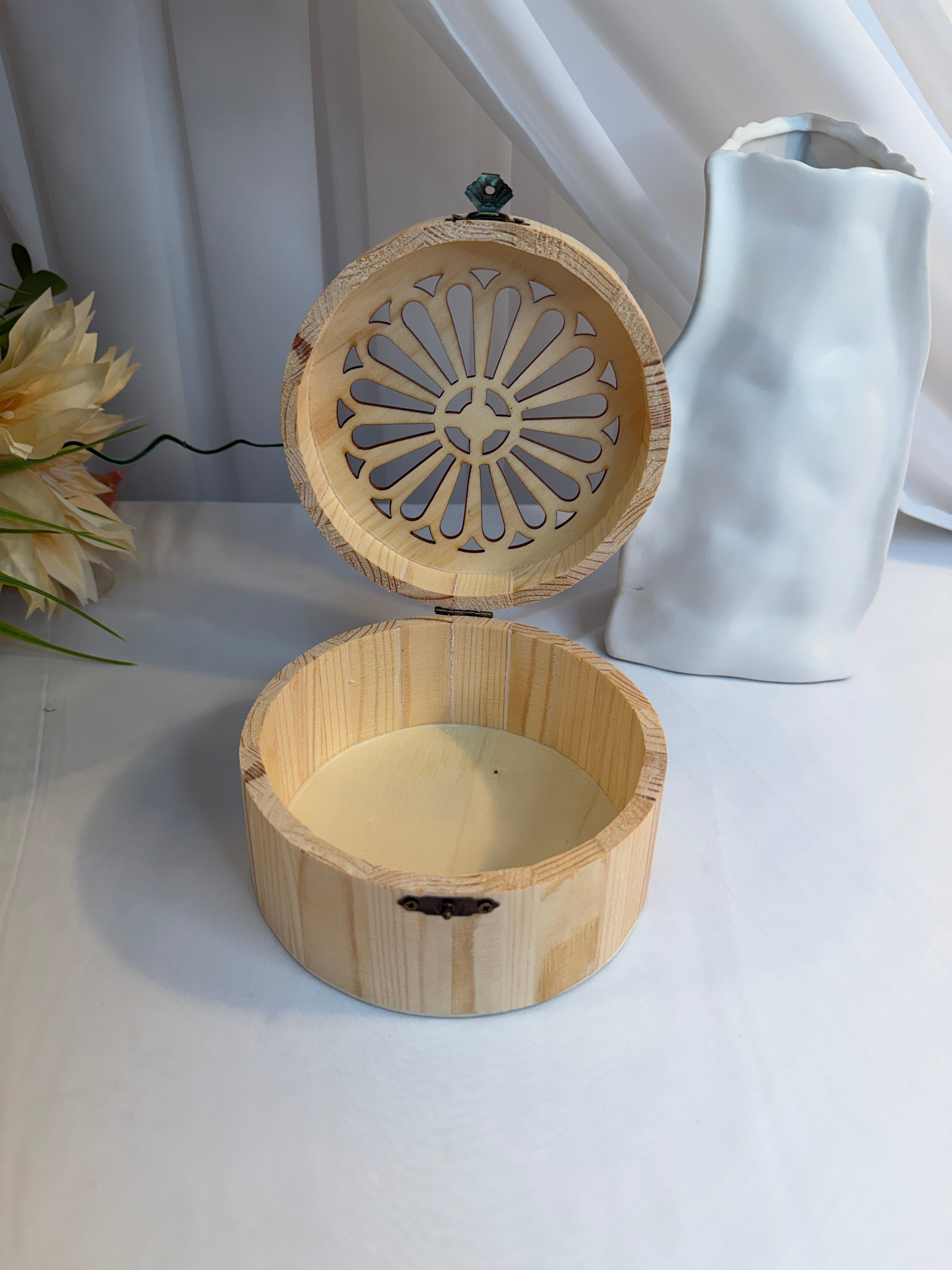 Cutie Lemn Natur Rotunda Perforat Mare