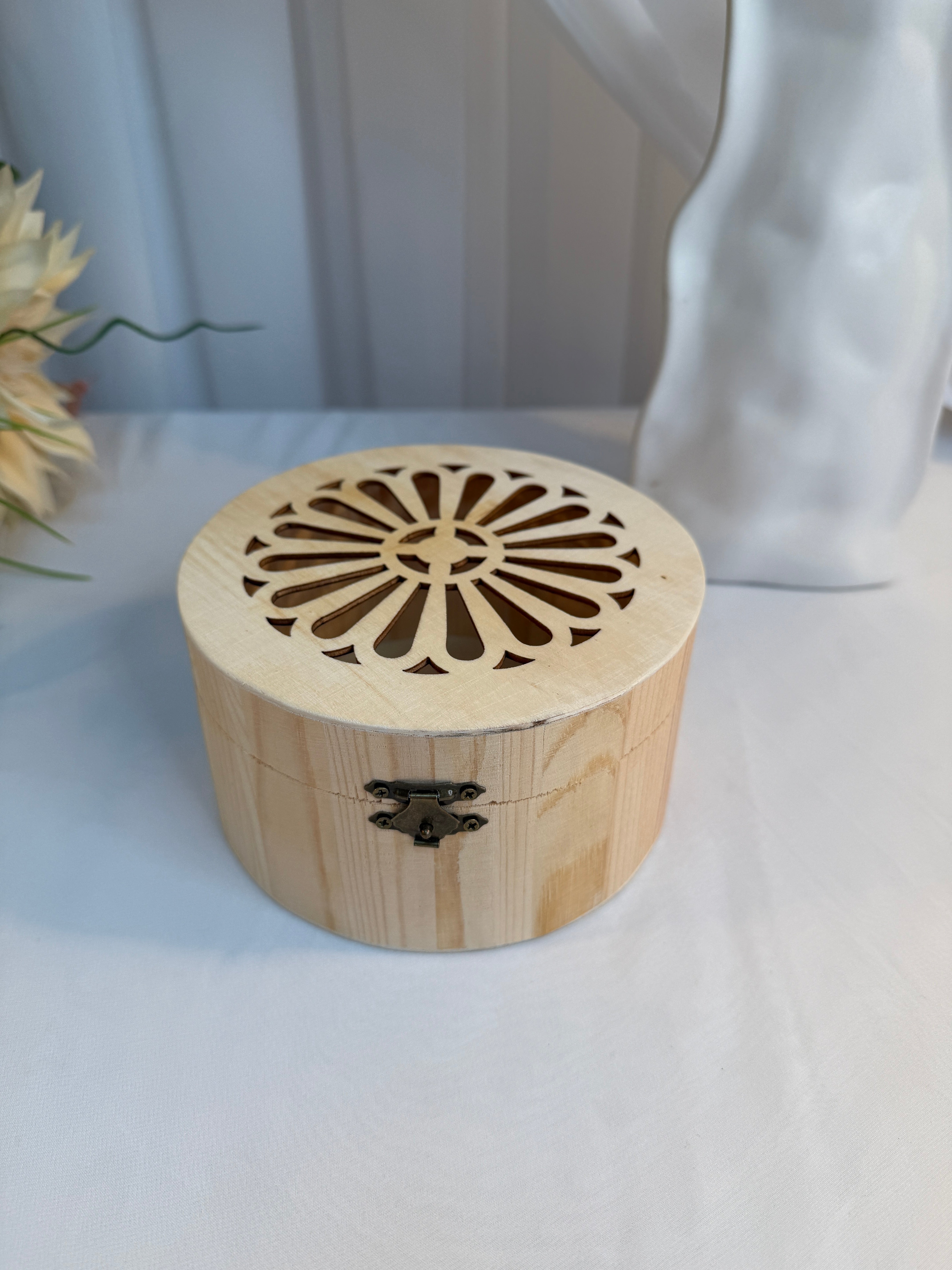 Cutie Lemn Natur Rotunda Perforat Mare