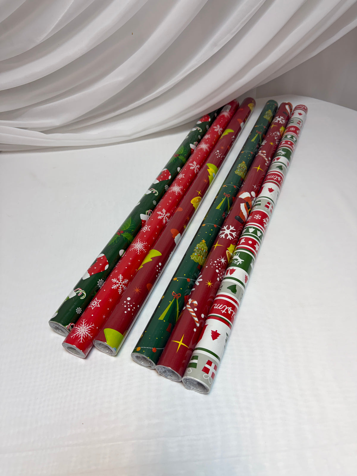 Hârtie de Ambalat Cadouri Crăciun, Rolă 70 cm x 2 m, Diverse Modele Festive