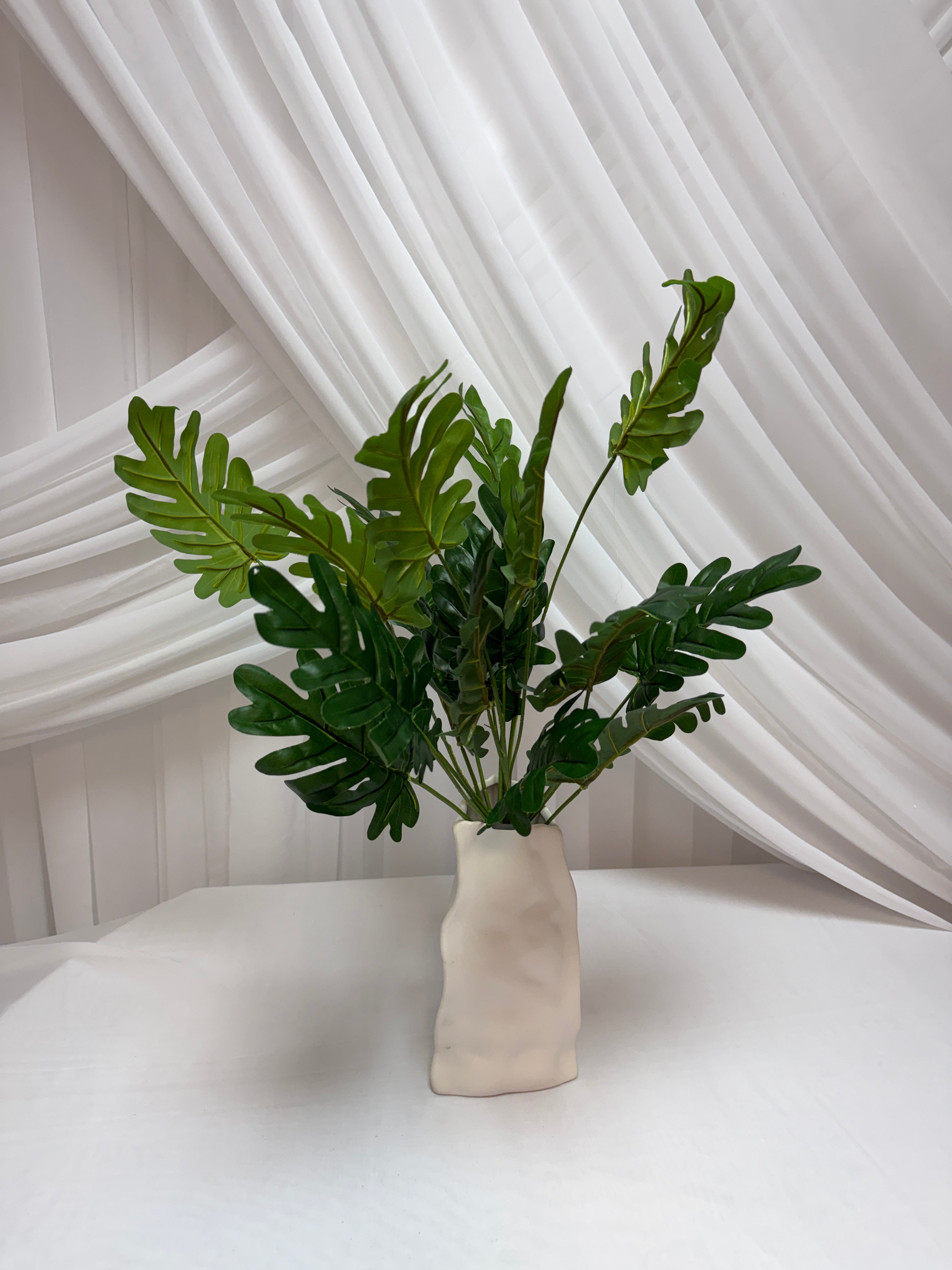 Buchet Frunze Crizanteme