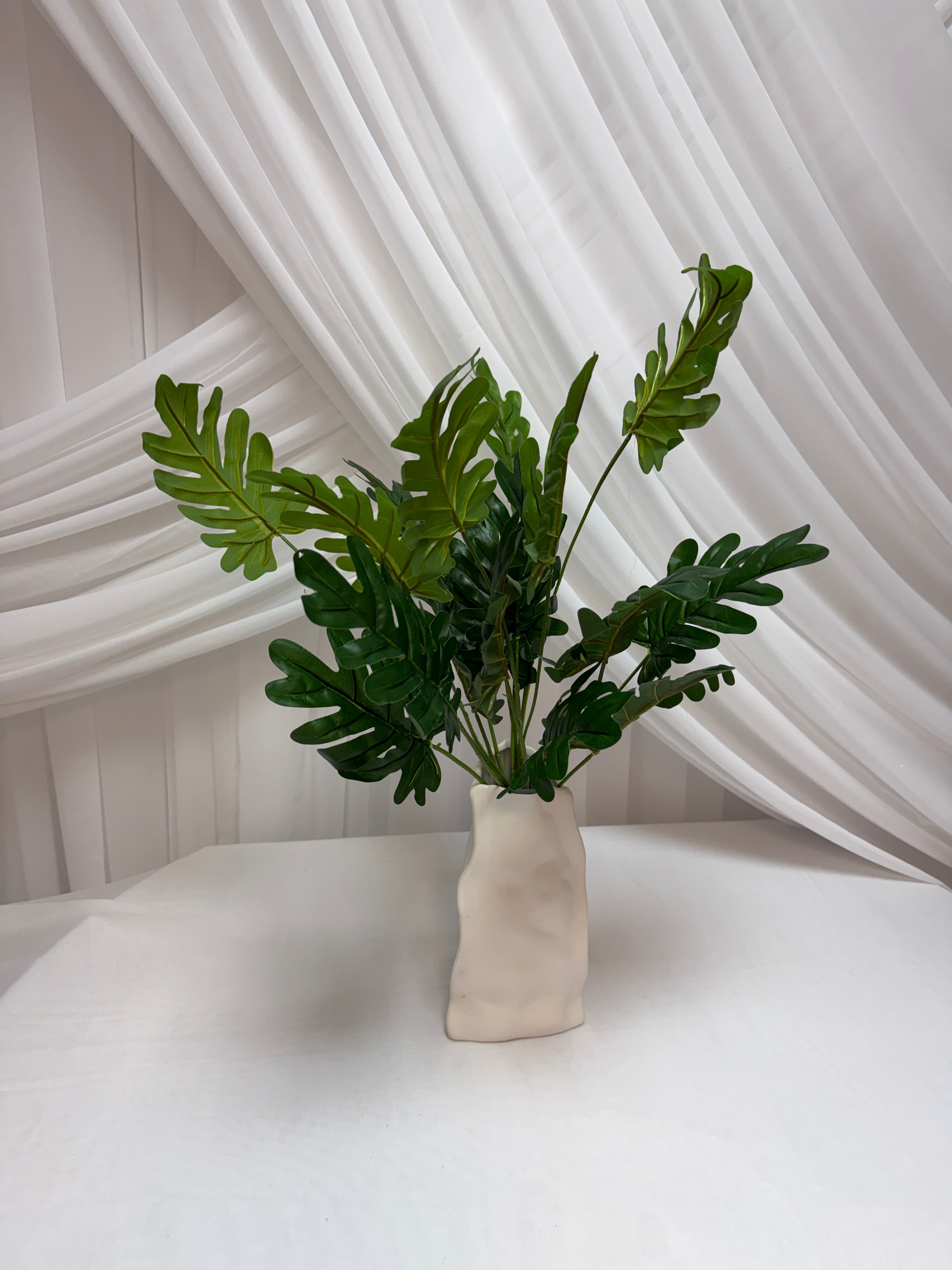 Buchet Frunze Crizanteme