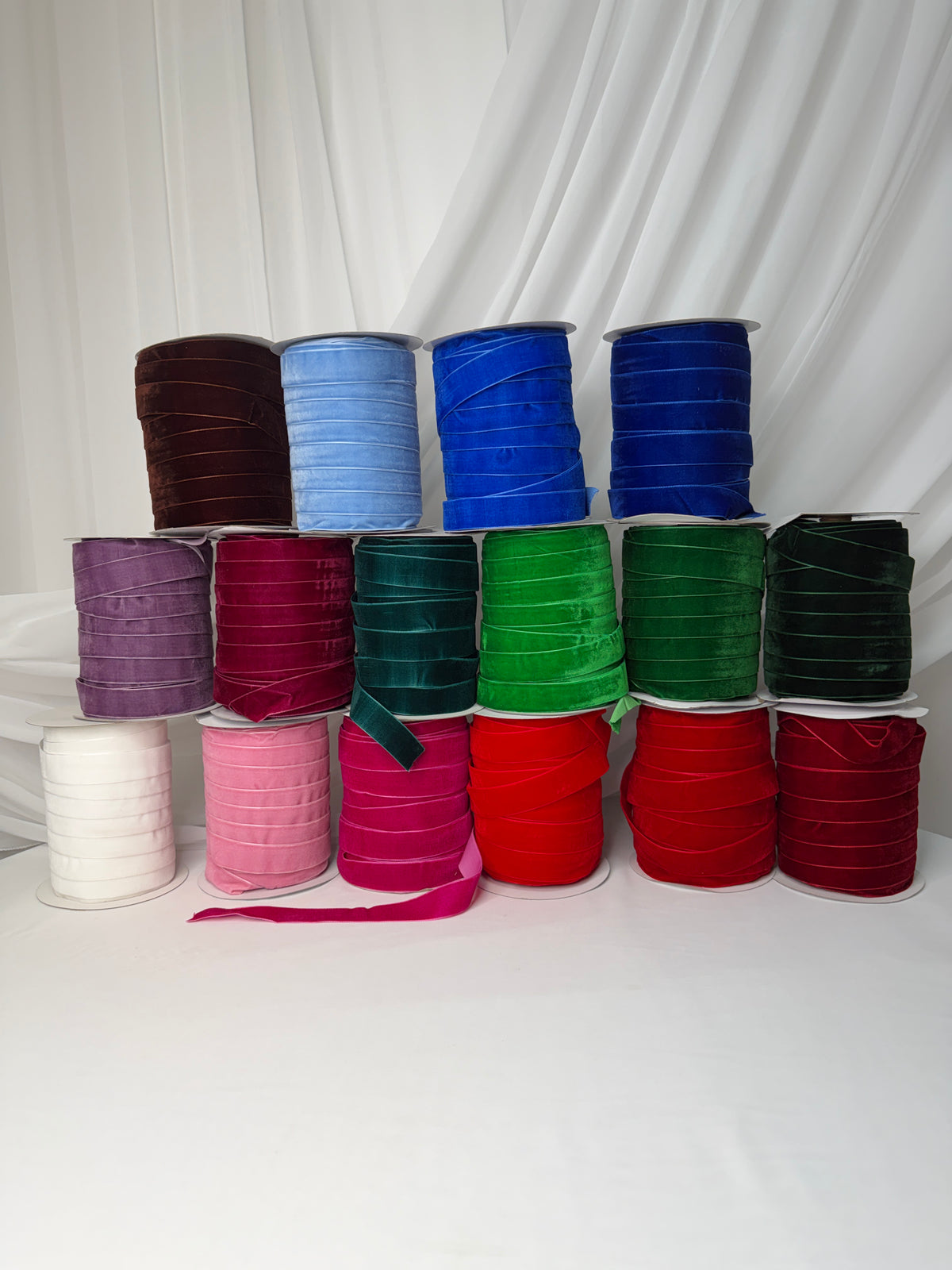 Panglică de Catifea Decorativă, Lățime 2,5 cm, Rolă 50 Yarzi – Diverse Culori