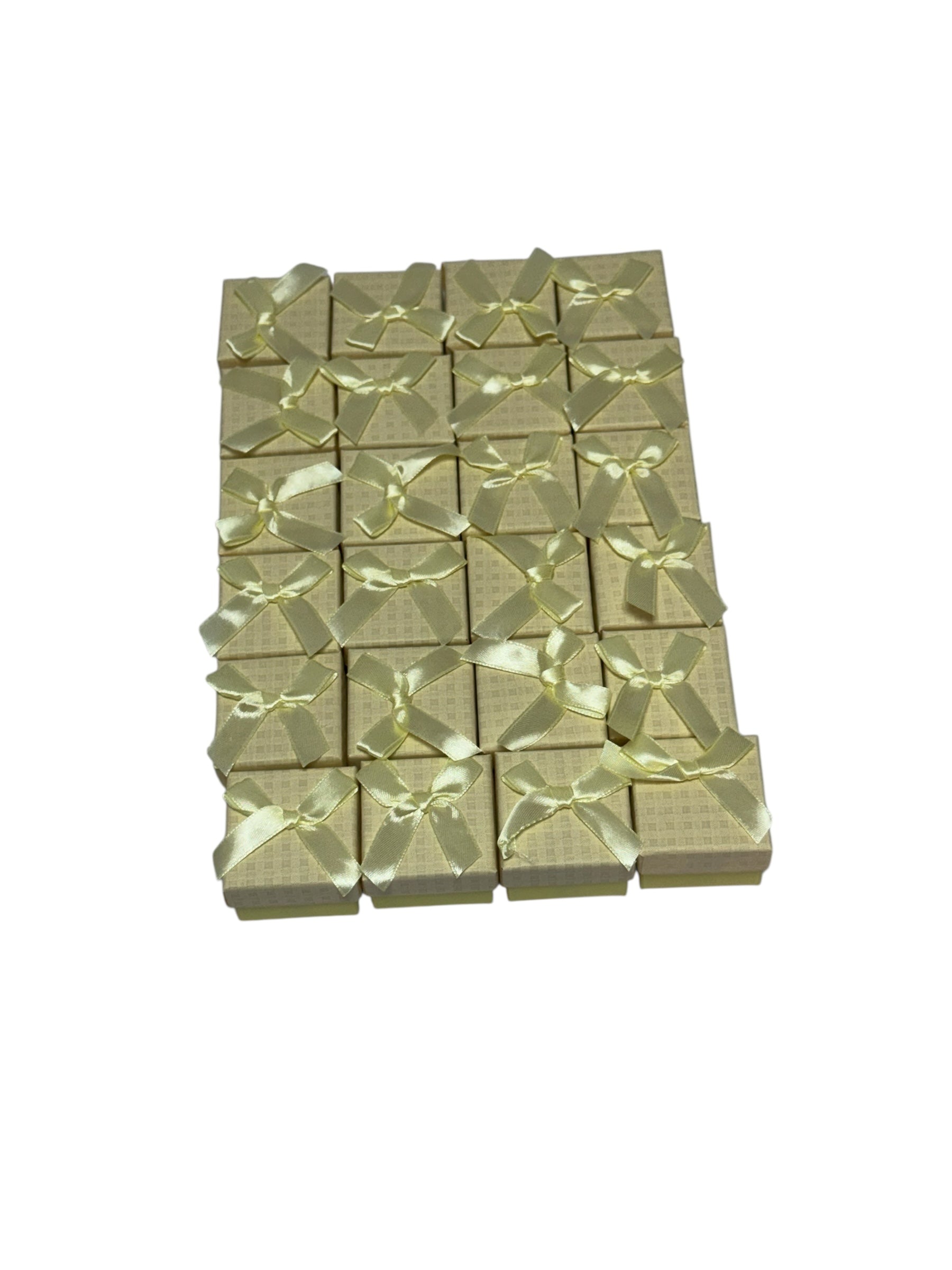 Cutii Carton Bijuterii 5x5cm 24/set Patratele Crem