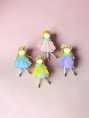 Decoratiune Paste Fetita Fusta Floare